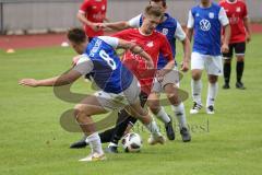 Kreisklasse -  Saison 2023/2024 - DJK Ingolstadt - FC Tegernbach - Thomas mair rot Tegernbach - Frederik Straßer blau DJK Ingolstadt - Foto: Meyer Jürgen