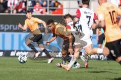 3. Liga; FC Ingolstadt 04 - FC Viktoria Köln; Zweikampf Kampf um den Ball Marcel Costly (22, FCI) Marseiler Luca (30 Köln)