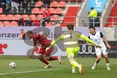 3. Liga; FC Ingolstadt 04 - SV Waldhof Mannheim; Yann Sturm (7, FCI) zum 3. Tor Torwart Nijhuis Thijmen (1 SVWM) Ferati Arianit (10 SVWM) Tor Jubel Treffer
