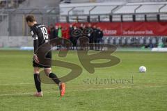 Toto Pokal - TSV 1860 München - FC Ingolstadt 04 - Marcel Gaus (19, FCI) verschießt den Elfmeter