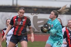 2. Bundesliga Frauen - Saison 2024/25 - FC Ingolstadt 04 Frauen - Eintracht Frankfurt II - Kerstin Bogenschütz (Nr.6 - FCI Frauen) - Paulick Lea Torwart FRankfurt - Foto: Meyer Jürgen