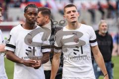 3. Liga; FC Ingolstadt 04 - SpVgg Unterhaching; Sieg Jubel Freude Spieler bedanken sich bei den Fans 3:0 Bryang Kayo (48, FCI) Mladen Cvjetinovic (19, FCI)