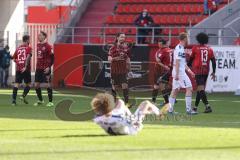 3. Liga - FC Ingolstadt 04 - Waldhof Mannheim - Spiel ist aus, 1:0, Jubel bei Ingolstadt, hängende Köpfe Mannheim, Robin Krauße (23, FCI) Tobias Schröck (21, FCI) Verlaat Jesper (4 Mannheim) Jonatan Kotzke (25 FCI) Peter Kurzweg (16, FCI) Marc Stendera (1