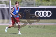 3. Liga; FC Ingolstadt 04 - Trainingsauftakt, erstes Training nach der Sommerpause; Frederik Christensen (11, FCI)