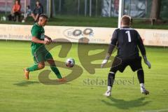 Bezirksliga - Saison 2022/2023 - SV Manching  - VFB Eichstätt II - Porfyriadis Anastasios (Nr.19 - SV Manching) mit einer Torchance - Max Dörfler Torwart Eichstätt - - Foto: Meyer Jürgen