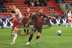 3. Liga; FC Ingolstadt 04 - SSV Jahn Regensburg; Zweikampf Kampf um den Ball Yannick Deichmann (20, FCI) Breunig Louis (16 SSV)