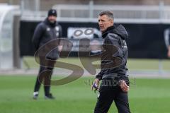 3. Liga; FC Ingolstadt 04 - Trainingsauftakt im Audi Sportpark, Trainingsgelände; Cheftrainer Michael Köllner (FCI)