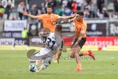 3. Liga; SV Sandhausen - FC Ingolstadt 04; Ognjen Drakulic (30, FCI) Zweikampf Kampf um den Ball Weik Jonas (31 SVS) Lukas Fröde (34, FCI)