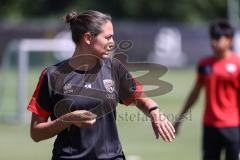 3. Liga; FC Ingolstadt 04 - Trainingsauftakt, erstes Training nach der Sommerpause; Cheftrainerin Sabrina Wittmann (FCI)