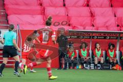 DFB - Pokal - Frauen - Saison 2022/2023 - FC Ingolstadt 04 -  FC Bayern München -Cheftrainer Miren  Catovic (FC Ingolstadt 04 )ä -  Foto: Meyer Jürgen