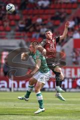 3. Liga; FC Ingolstadt 04 - VfB Lübeck; Zweikampf Kampf um den Ball Felix Keidel (43, FCI) Taffertshofer Ulrich (20 VfB)