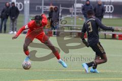 U 14 (C-Jun.) Förderliga BuLi/NLZ -  Saison 2021/2022 - FC Ingolstadt 04 - FC Bayern München - Elem Apemegno rot FCI - Foto: Meyer Jürgen