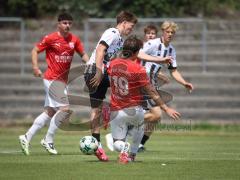 *Bayernliga Nord - Saison 2026/27 - FC Ingolstadt 04 II - FSV Stadeln - Justin Nottrodt (Nr.7 - FCI II) - Luca Pulkrabek rot Stadeln - Foto: Meyer Jürgen