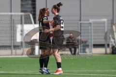 2. Bundesliga Frauen - Saison 2024/25 - FC Ingolstadt 04 Frauen - SC Freiburg II - Der 2:0 Führungstreffer durch Stefanie Reischmann (Nr.24 - FCI Frauen) - jubel  - Emma Kusch (Nr.9 - FCI Frauen) - Foto: Meyer Jürgen