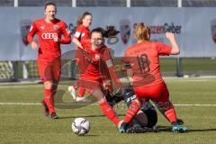 2. Frauen-Bundesliga - Saison 2021/2022 - FC Ingolstadt 04 - Eintracht Frankfurt II - Reischmann Stefanie (#21 FCI) - Maier Ramona (#18 FCI) - Platner Paulina #6 Frankfurt - Foto: Meyer Jürgen