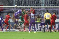 3. Liga; VfL Osnabrück - FC Ingolstadt 04; Torwart Kai Eisele (25, FCI) boxt den Ball weg Simon Lorenz (32, FCI) Max Plath (14 FCI) #o17#Wiethaup Kevin (19 VFL)
