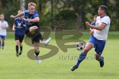 Kreisliga - Saison 2023/2024 - SV Menning - FC Mindelstetten - Marcel von Schuttenbach
 blau Menning - Andreas Siegl weiss Mindelstetten - Foto: Meyer Jürgen