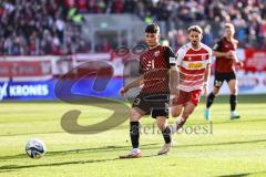 3. Liga; SSV Jahn Regensburg - FC Ingolstadt 04; Felix Keidel (43, FCI) Onuigwe Kelvin (36 Jahn)