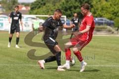Bezirksliga - Saison 2024/25- TSV Gaimersheim - FC Fatih Ingolstadt - Nico von Swiontek Brzezinski (Nr.17 - TSV Gaimersheim) - Dardan Berisha rot Fatih - Foto: Meyer Jürgen