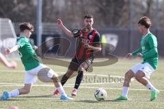 U19 - Nachwuchsliga -  - Saison 2024/25 - FC Ingolstadt 04 - 1. FC Schweinfurth - Baran Berk rot FCI - Lukas Schneider grün Schweinfurth  - Luke Barget grün Schweinfurth rechts - Foto: Meyer Jürgen