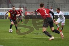 3. Liga - FC Ingolstadt 04 - Türkgücü München - Marc Stendera (10, FCI) Dennis Eckert Ayensa (7, FCI) Gorzel Nico (37 Türkgücü)