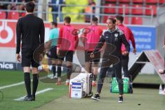 3. Liga - Saison 2023/24 - FC Ingolstadt 04 - Waldhof Mannheim - Cheftrainerin Sabrina Wittmann(FCI) im Reklamiert beim Schiedsrichter - XXXXX - Foto: Meyer Jürgen