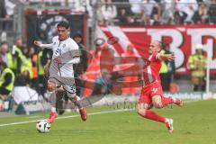 3. Liga; Energie Cottbus - FC Ingolstadt 04; Zweikampf Kampf um den Ball Deniz Zeitler (38, FCI) Halbauer Phil (11 EC)