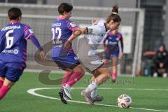 2. Bundesliga Frauen - Saison 2025/26 - FC Ingolstadt 04 Frauen - FSV Mainz - Junold Emma blau Mainz - Nina Penzkofer (Nr.29 - FC Ingolstadt Frauen I) - Foto: Meyer Jürgen