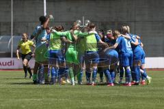 2. Frauen-Bundesliga Süd - Saison 2020/2021 - FC Ingolstadt 04 - SG 1899 Hoffenheim II - Die Spielerinnen bilden einen Kreis vor dem Spiel - Foto: Meyer Jürgen