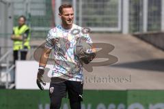 3. Liga; Rot-Weiss Essen - FC Ingolstadt 04; vor dem Spiel Aufwärmtrikot Puma stronger together, Torwart Marius Funk (1, FCI)