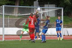 2. Fußball-Liga - Frauen - Saison 2022/2023 - FC Ingolstadt 04 - SC Sand - Schuldt Inga Torwart SC Sand - Ebert Lisa (Nr.10 - FC Ingolstadt 04 ) - Mailbeck Alina (Nr.8 - FC Ingolstadt 04 ) - #Perl Shai blau #4 SC Sand - Foto: Meyer Jürgen