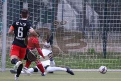 Bezirksliga - 2022/2023 - FC Fatih Ingolstadt - SpVgg Feldmoching - Der 0:1 Führungstreffer durch Ümit Arik rot Feldmoching - Marco Ernhofer Torwart Fatih - Foto: Meyer Jürgen
