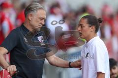 3. Liga - Saison 2025/26 - Energie Cottbus - FC Ingolstadt 04  - Geschäftsführer Sport und Kommunikation Dietmar Beiersdorfer (FC Ingolstadt 04) - Cheftrainerin Sabrina Wittmann (FC Ingolstadt 04) - Foto: Meyer Jürgen