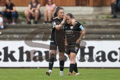 2. Bundesliga Frauen - Saison 2023/24 - FC Ingolstadt 04 Frauen - Turbine Potsdam - Melike Pekel (Nr.38 - FCI) tröstet Reininger Pija (Nr.21 - FCI) nach einer vergebenen Torchance - XXXXX - Foto: Meyer Jürgen