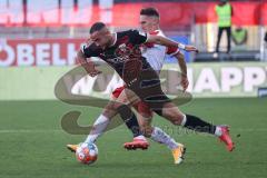 2.BL; FC Ingolstadt 04 - SSV Jahn Regensburg; Zweikampf Kampf um den Ball Fatih Kaya (9, FCI) David Otto (14 SSV)