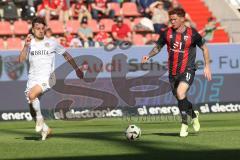 3. Liga - Saison 2024/25 - FC Ingolstadt 04 - SV Wehen Wiesbaden - Sebastian Gronning (Nr.11 - FCI) - Gino Fechner (Nr.6 - SV Wehen Wiesbaden) - Foto: Meyer Jürgen