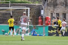 3. Liga; Borussia Dortmund II - FC Ingolstadt 04; Tor Jubel Treffer Hettwer Julian (20 BVB2) Torwart Marius Funk (1, FCI) Moritz Seiffert (23, FCI) Max Dittgen (10, FCI) Azhil Ayman (6 BVB2)