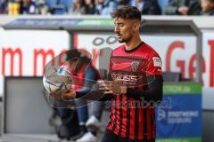 3. Liga; MSV Duisburg - FC Ingolstadt 04; Arian Llugiqi (25, FCI) Einwurf