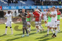 3. Liga; SV Meppen - FC Ingolstadt 04; Spiel ist aus, Sieg Jubel Freude 0:3, Spieler bedanken sich bei den Fans, Torwart Marius Funk (1, FCI) Moussa Doumbouya (27, FCI) Tobias Schröck (21, FCI) Rico Preißinger (6, FCI) Thomas Rausch (45, FCI) Felix Keidel