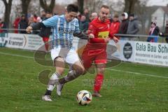 Kreisliga - Saison 2025/26- TSV Kösching - FC Sandersdorf - Jonas Betz rot Kösching - Christian Winkler blau Sandersdorf  - Foto: Meyer Jürgen