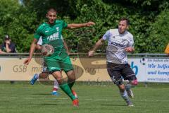 Kreisliga - TSV Baar Ebenhausen - TSV Gaimersheim - Christopher Geyer weiss Ebenhausen - Nicolea Nechita grün Gaimersheim - Foto: Jürgen Meyer