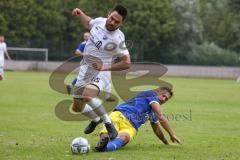 Kreisklasse -  Saison 2023/2024 - TSV Ingolstadt Nord - TSV Großmehring - Sebastian Eisenberger weiss Großmehring - Andreas Tebbe blau Ing Nord - Foto: Meyer Jürgen