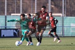 3. Liga; Testspiel; SpVgg Greuther Fürth - FC Ingolstadt 04 - Zweikampf Kampf um den Ball Lukas Fröde (34, FCI) Sieb Armindo (30 SpVgg)