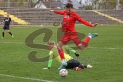 Bayernliga Süd - Saison 2021/2022 - FC Ingolstadt 04 II - TürkAugsburg - Arian Llugiqi mit einer Torchance - Leon Musial Torwart Augsburg  - Foto: Meyer Jürgen