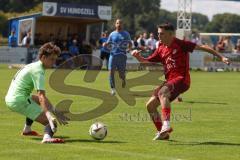 Kreisliga - Saison 2025/26- SV Hundszell - SV Zuchering - Paul Wärmann rot Zuchering - Luca Steinbach Torwart Hundszell - Foto: Meyer Jürgen