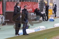 Toto Pokal - TSV 1860 München - FC Ingolstadt 04 - Direktor Sport Michael Henke (FCI) Cheftrainer Tomas Oral (FCI)