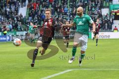 2.BL; SV Werder Bremen - FC Ingolstadt 04; Filip Bilbija (35, FCI) Ömer Toprak (21 Bremen) Zweikampf Kampf um den Ball