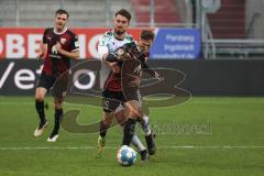 2.BL; FC Ingolstadt 04 - Hannover 96; Zweikampf Kampf um den Ball Jan Hendrik Marx (26, FCI) Hendrik Weydandt (9 Han) Nils Roeseler (13, FCI)