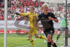 3. Liga; Rot-Weiss Essen - FC Ingolstadt 04; Ausgleich Tor Jubel Treffer Tobias Bech (11, FCI) 2:2 gegen Torwart Marius Funk (1, FCI)