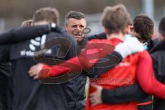 3. Liga; FC Ingolstadt 04 - Trainingsauftakt im Audi Sportpark, Trainingsgelände; Cheftrainer Michael Köllner (FCI) Teambesprechung